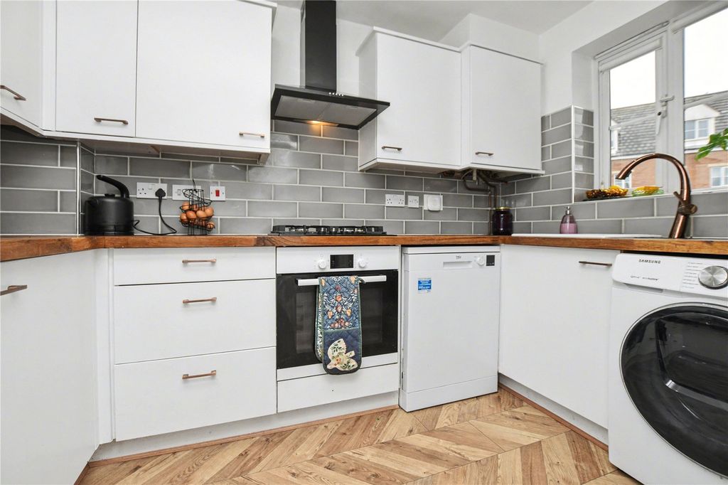 Property photo 3 of 15 Picture No. 05