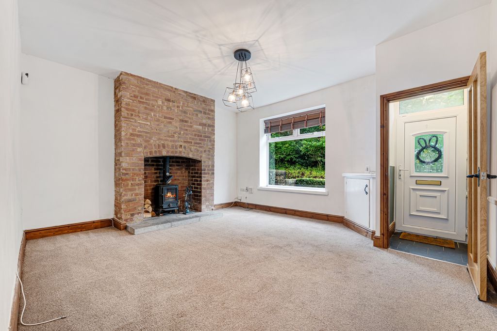 Property photo 3 of 25 Photograph 9