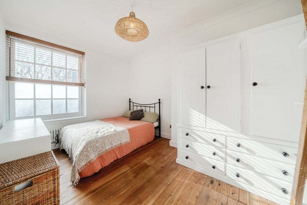 Property photo 3 of 17 Picture No. 05