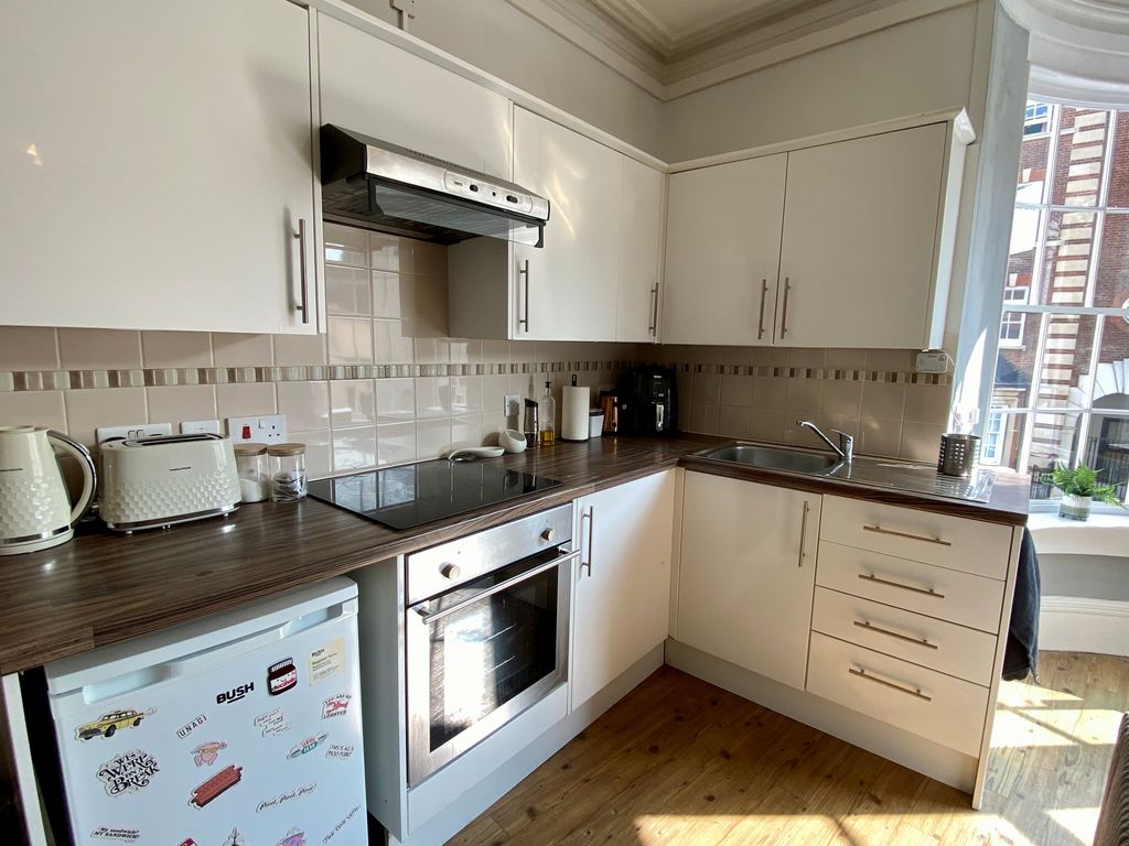 Property photo 3 of 6 5