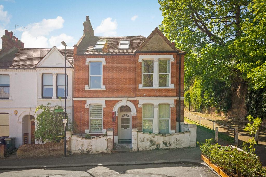 Property photo 1 of 12 Img_5602-1500x1000.Jpg