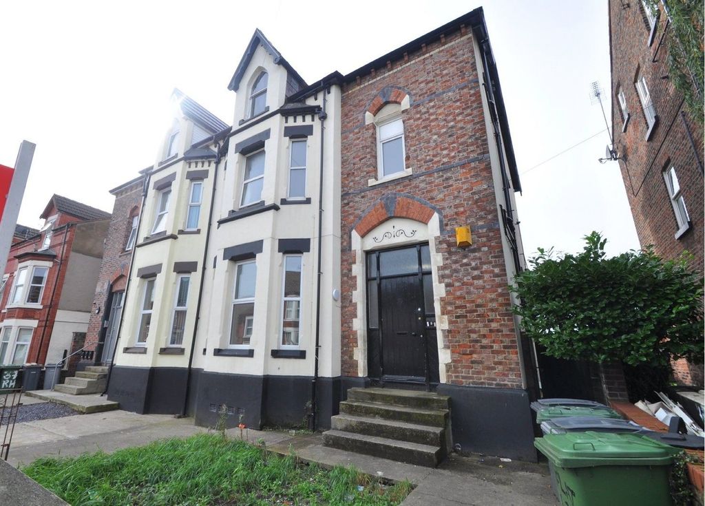 Property photo 2 of 9