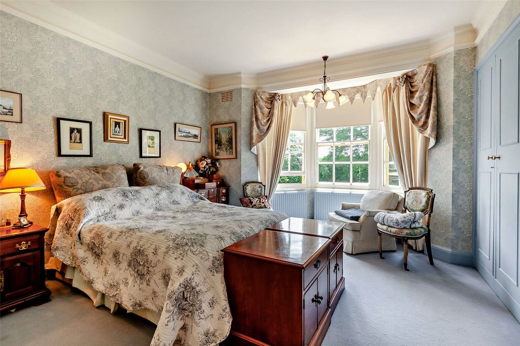 Additional image 9 of 7 bed detached house for saleBlackberry Lane, Lingfield, Surrey RH7