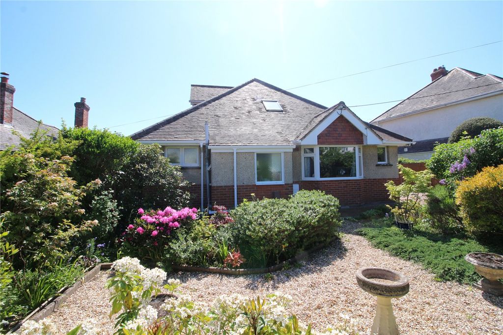 Property photo 2 of 19 Picture No. 16