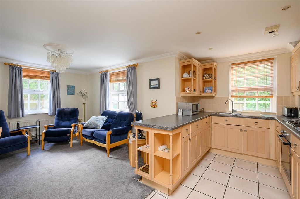 Property photo 2 of 13 Open Plan Living