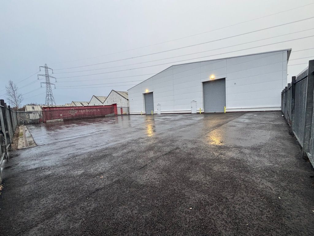 Property photo 3 of 10 Photo 2