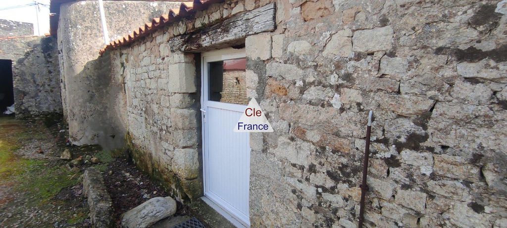 Property photo 2 of 6