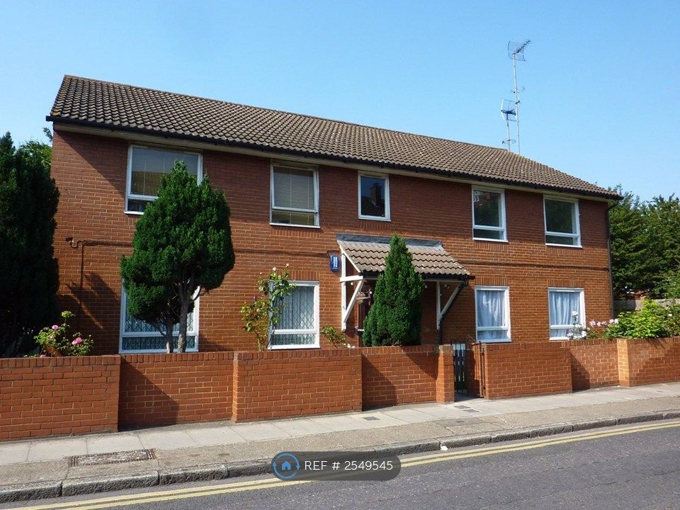 Property photo 2 of 14