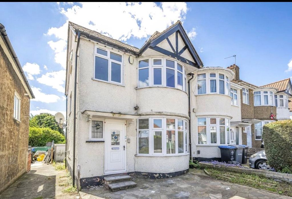 Property photo 3 of 13 Picture No. 01