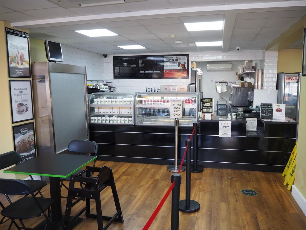 Property photo 1 of 7 Photo 0