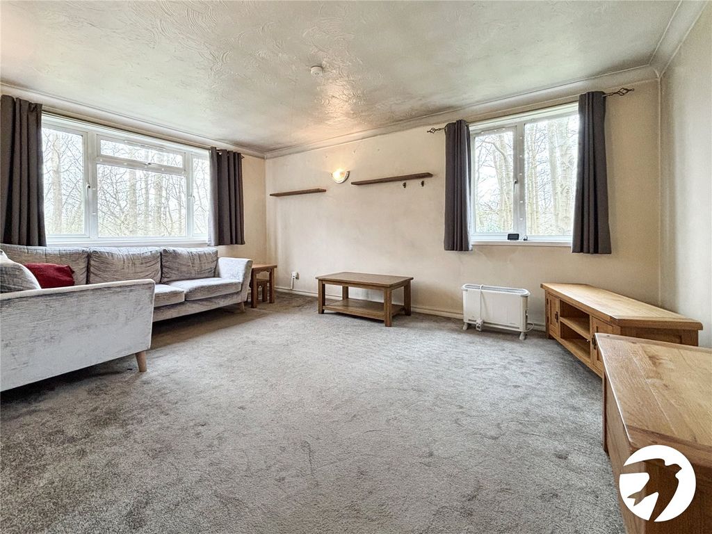 Property photo 2 of 12 Picture 2