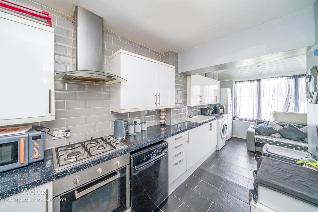 Property photo 3 of 26 Â© Webbs Estate Agents Â© (47 Of 66).Jpg