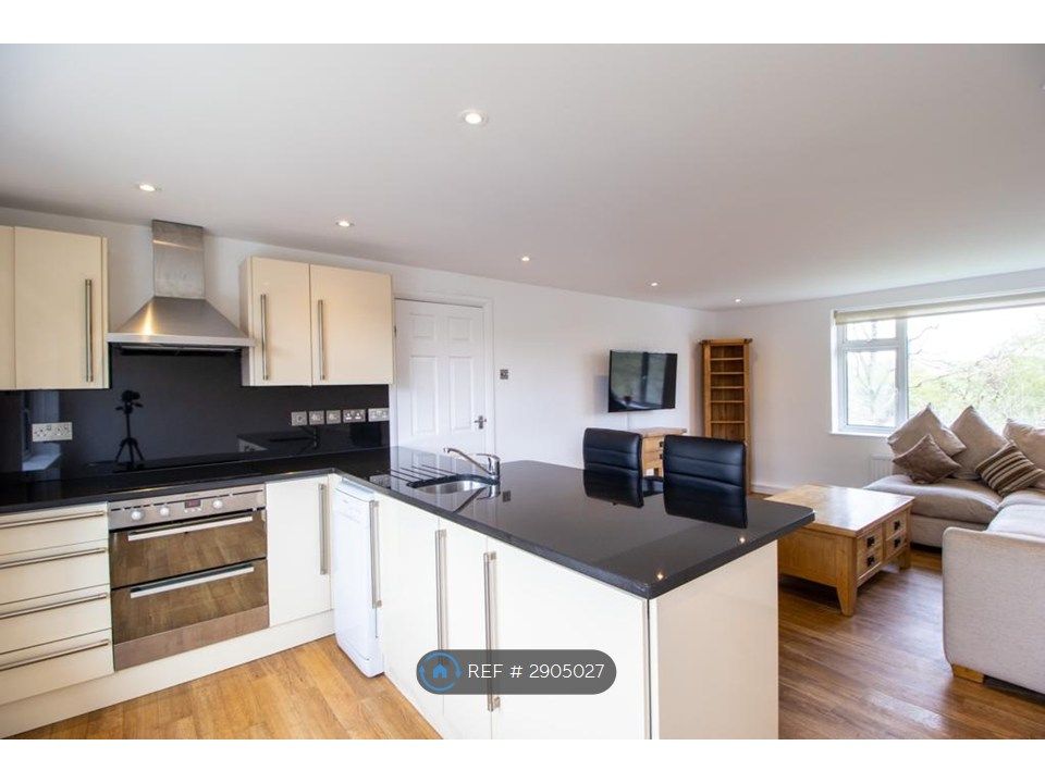 Property photo 1 of 3