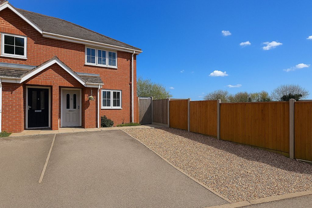 Property photo 1 of 2 Picture No. 02