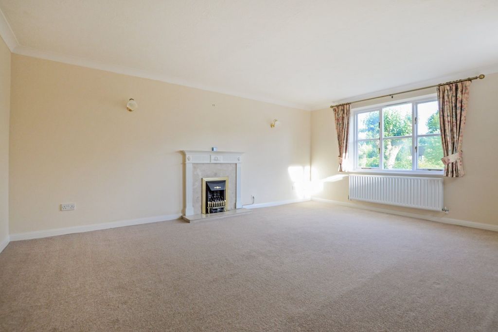 Property photo 2 of 14 Reception Room