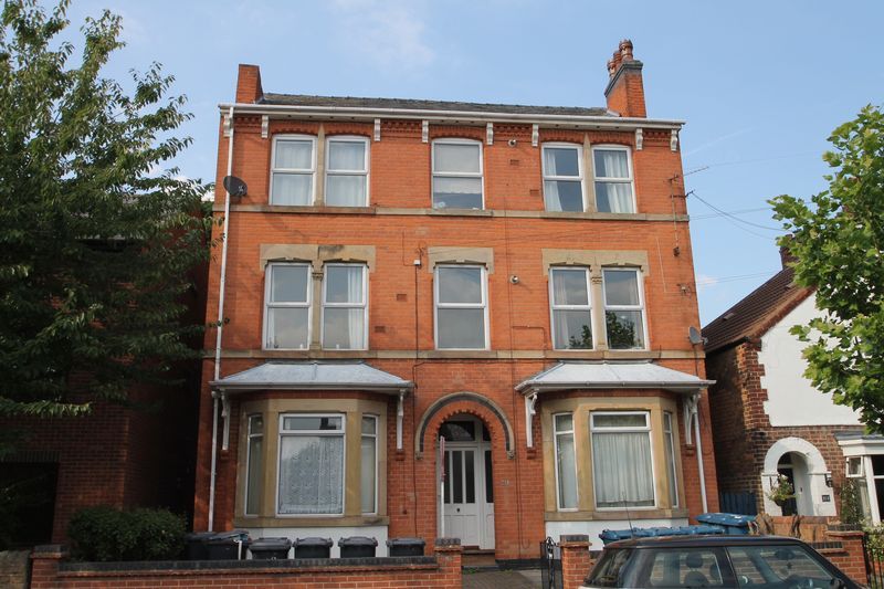 Property photo 2 of 9 Photo 8