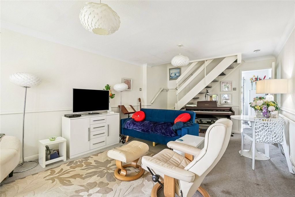 Property photo 3 of 15 Picture No. 04