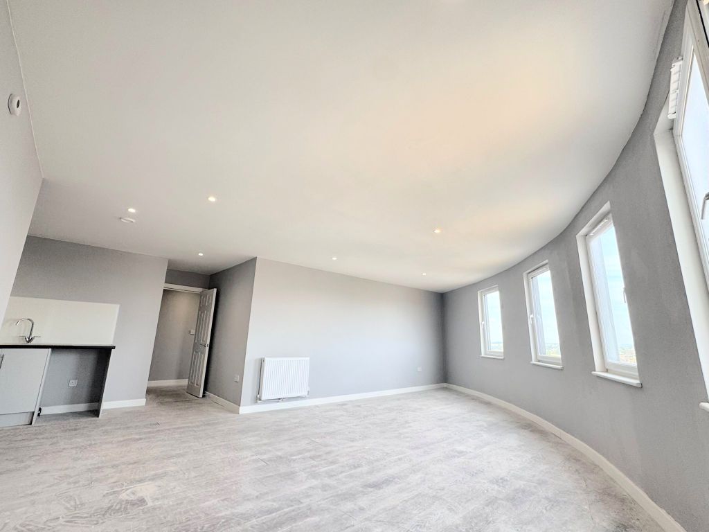 Property photo 1 of 6 Living Room