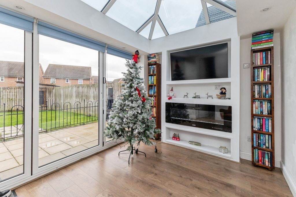 Property photo 2 of 19 Pbox-Img.Jpg