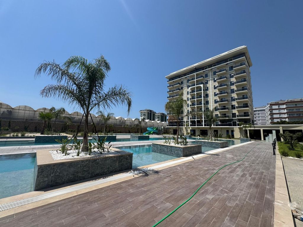 Property photo 1 of 19 Brand-New Alanya Apartment For Sale - Communal Pool And Vast Terraces