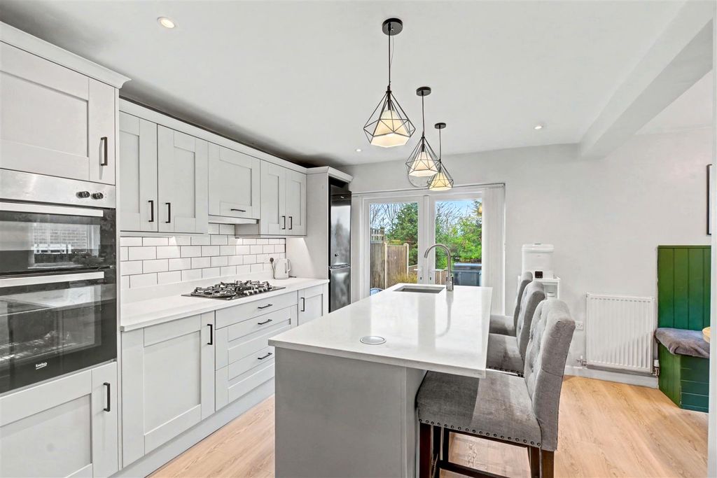 Property photo 3 of 26 Kitchen_1.Jpeg