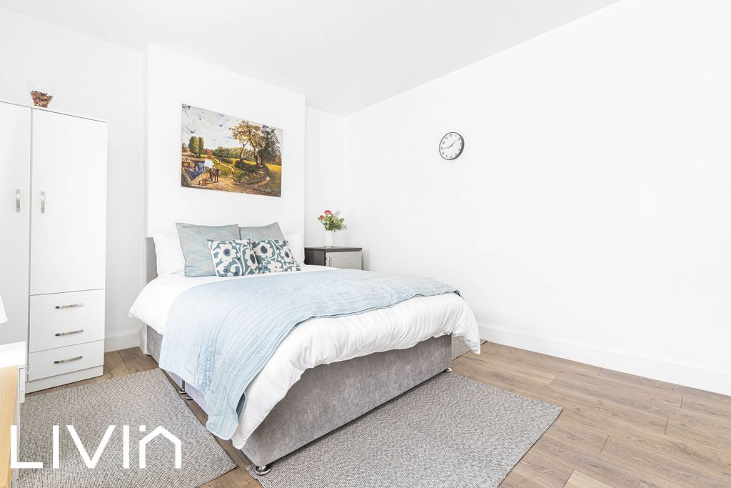 Property photo 1 of 10 025A4612
