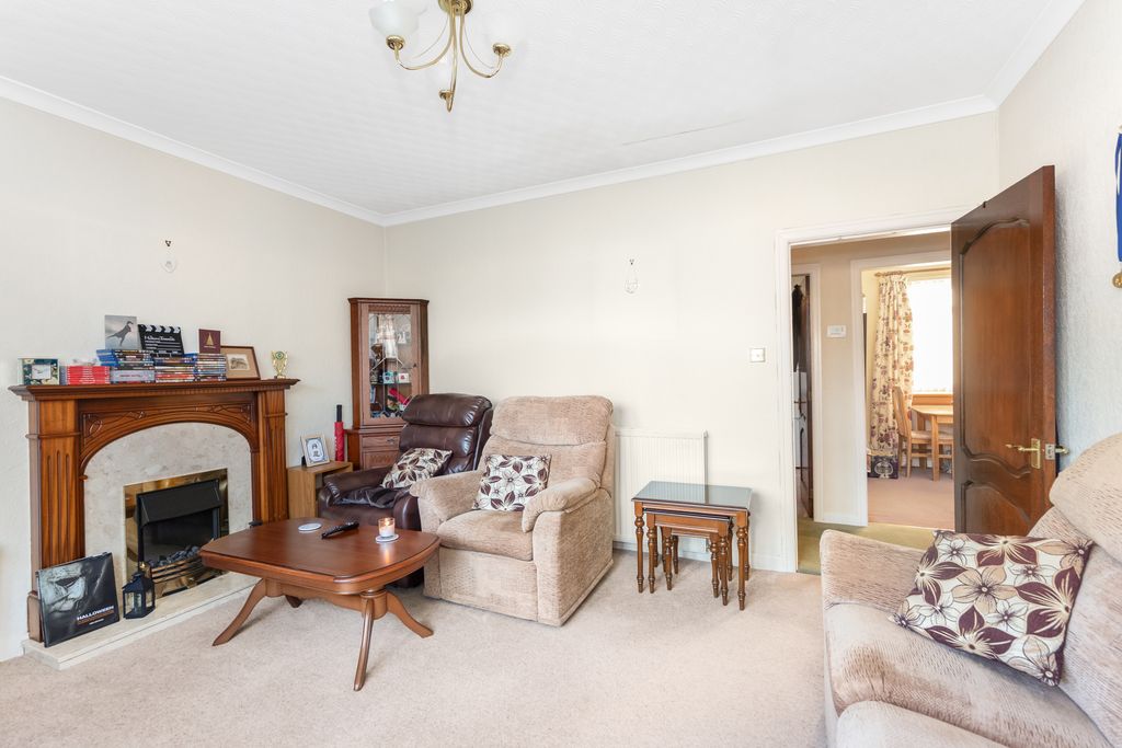 Property photo 3 of 17 Property Image 3