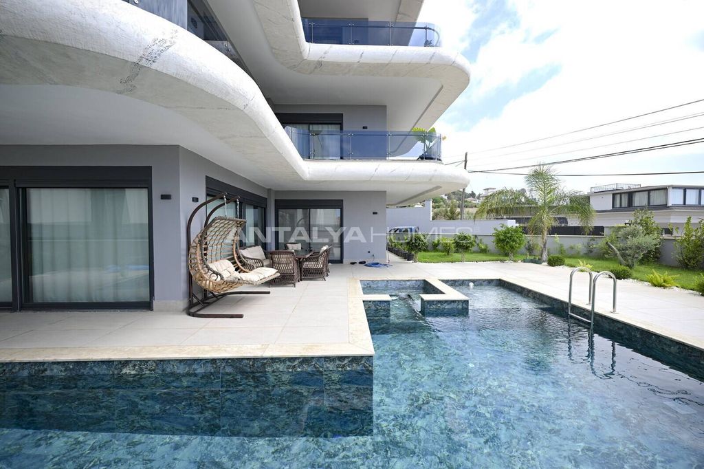 Property photo 2 of 44