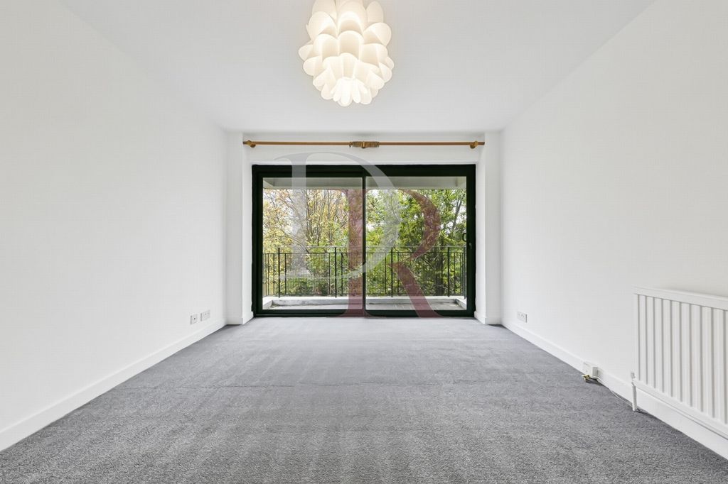 Property photo 2 of 14 Photo 2