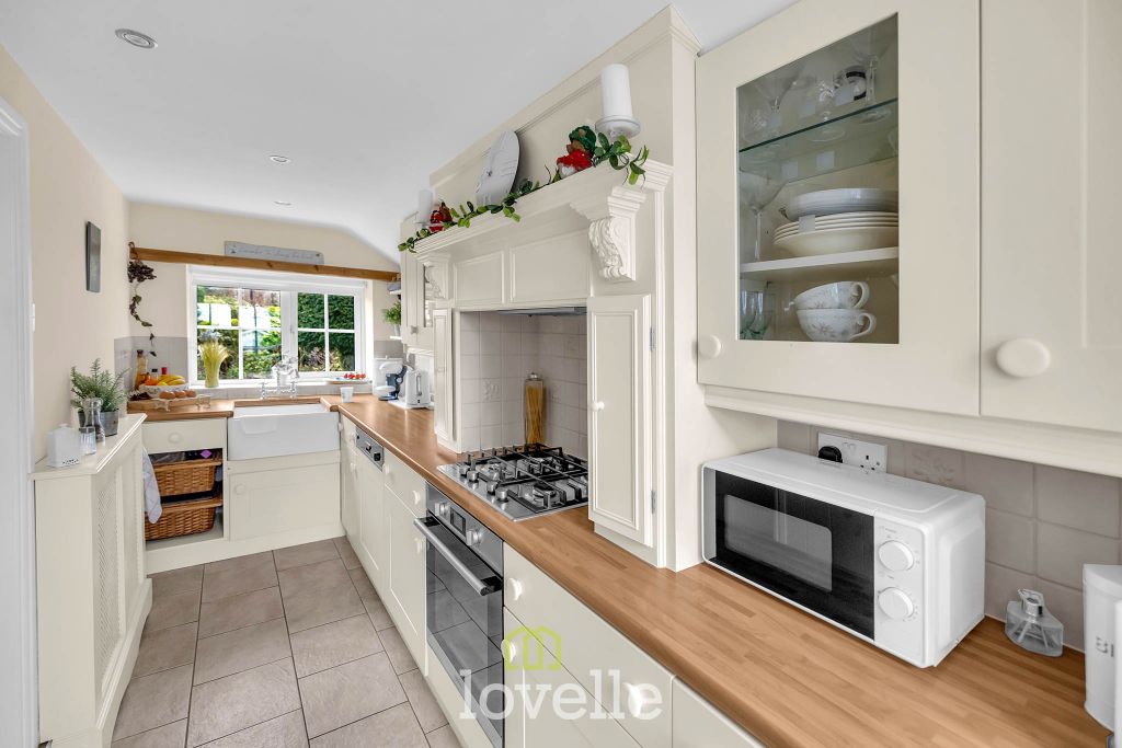 Property photo 3 of 40