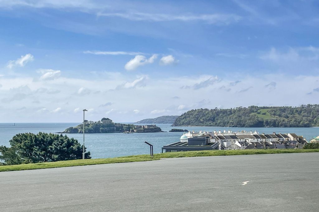 Additional image 21 of 2 bed flat for saleElliot Terrace, The Hoe, Plymouth PL1