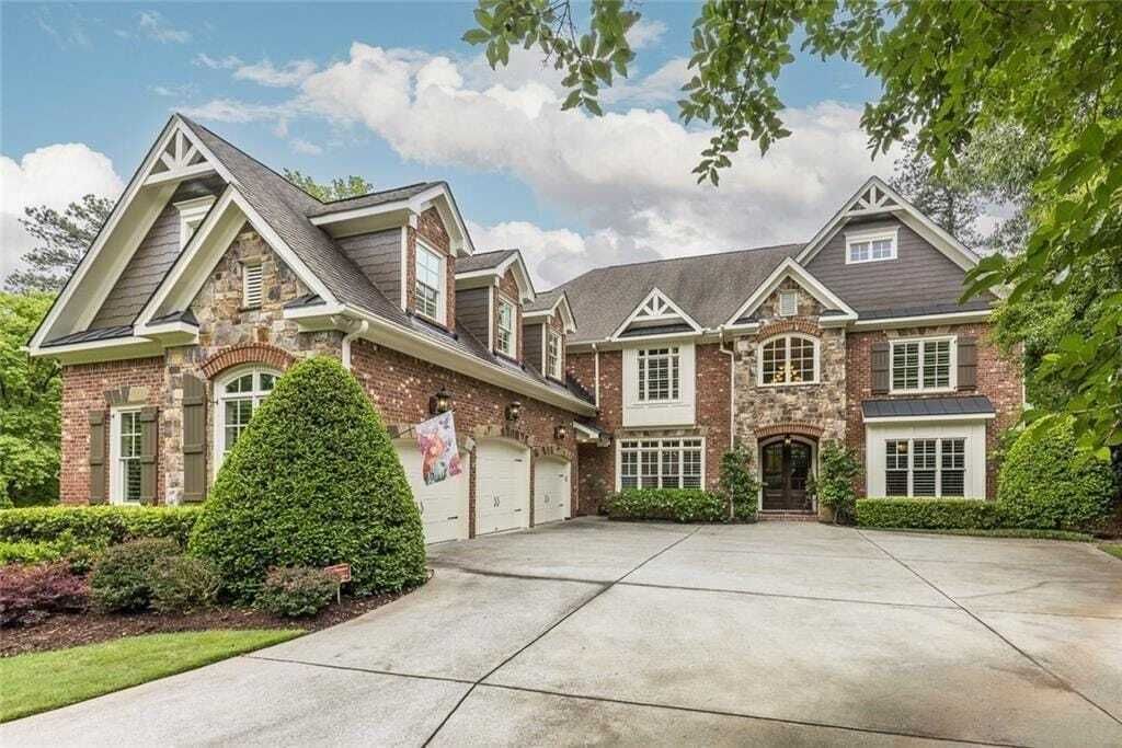 Property photo 1 of 31