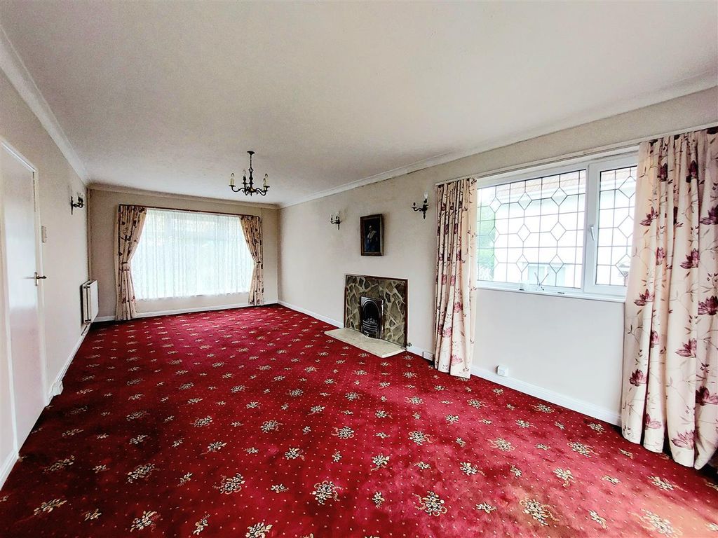 Property photo 3 of 30