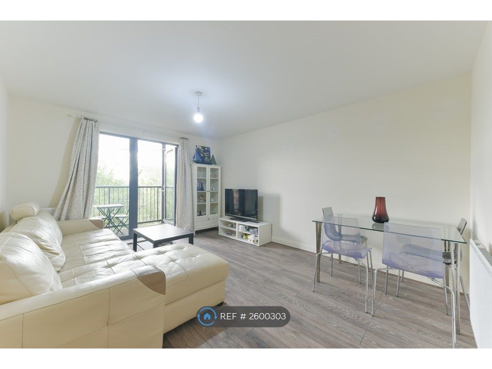 Property photo 2 of 11