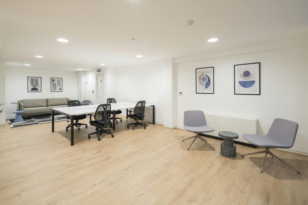 Property photo 3 of 20 Unit B Ground Floor