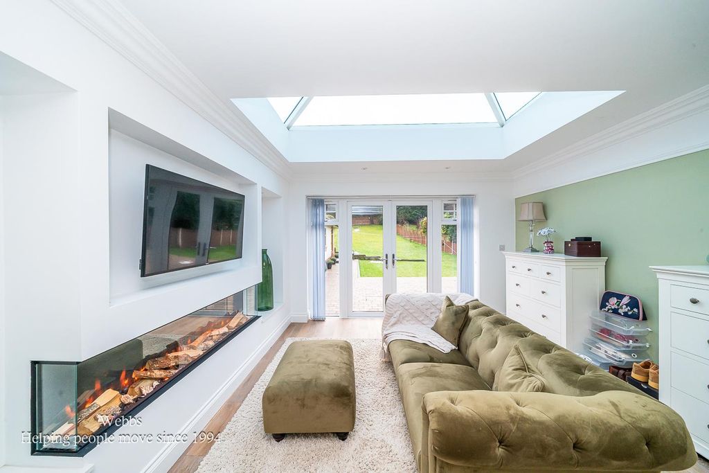 Property photo 3 of 35 Webbs-20.Jpg