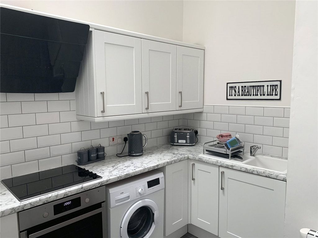 Property photo 3 of 10 Picture No. 26