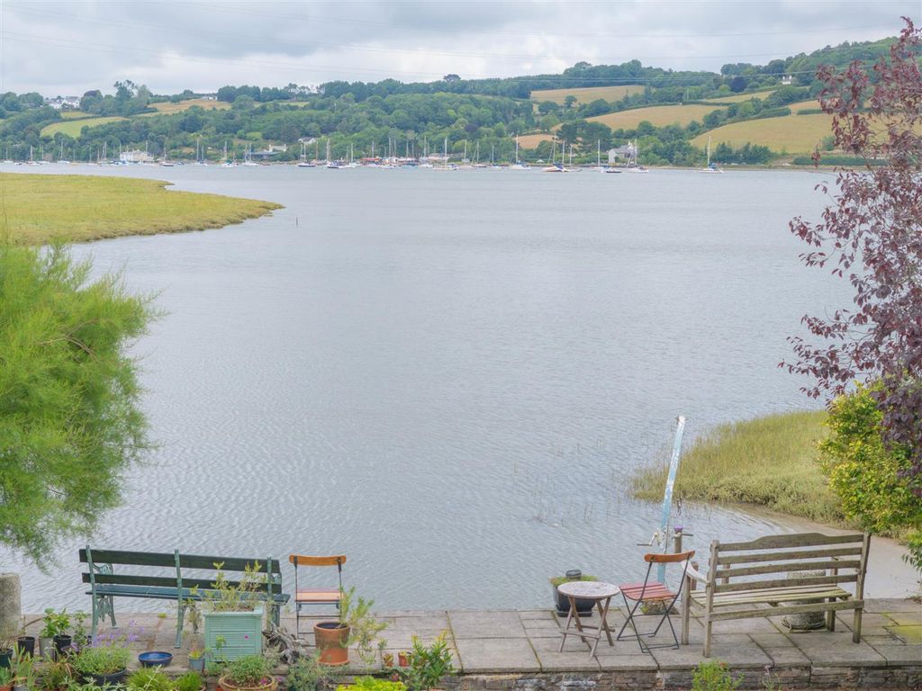 Property photo 2 of 26 Parry_Key Cottage_Landulph_Outside_Tide In-20.Jpg