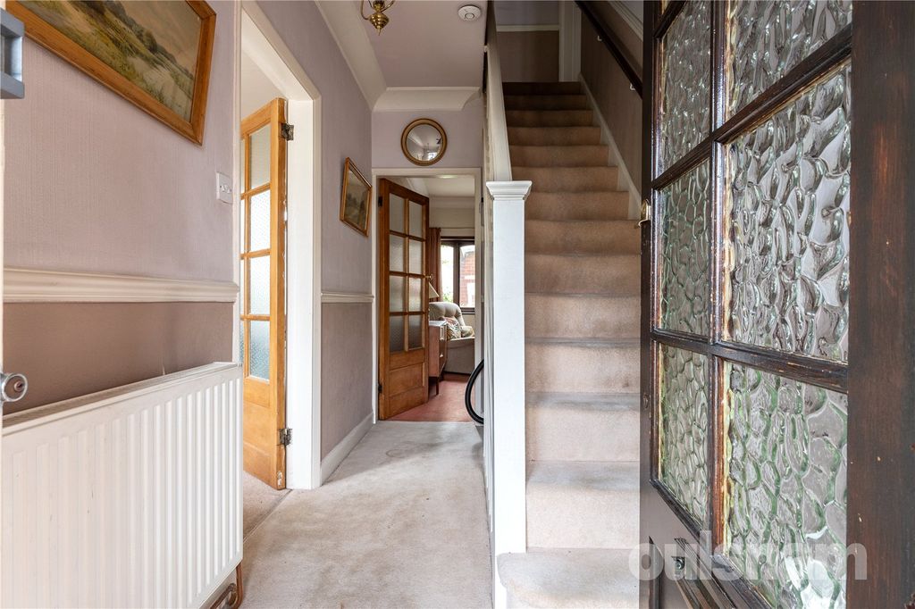 Property photo 2 of 16 Picture No. 13