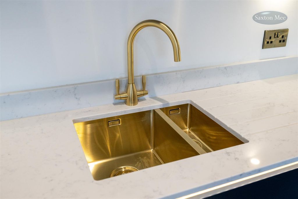 Property photo 3 of 20 07.Jpg