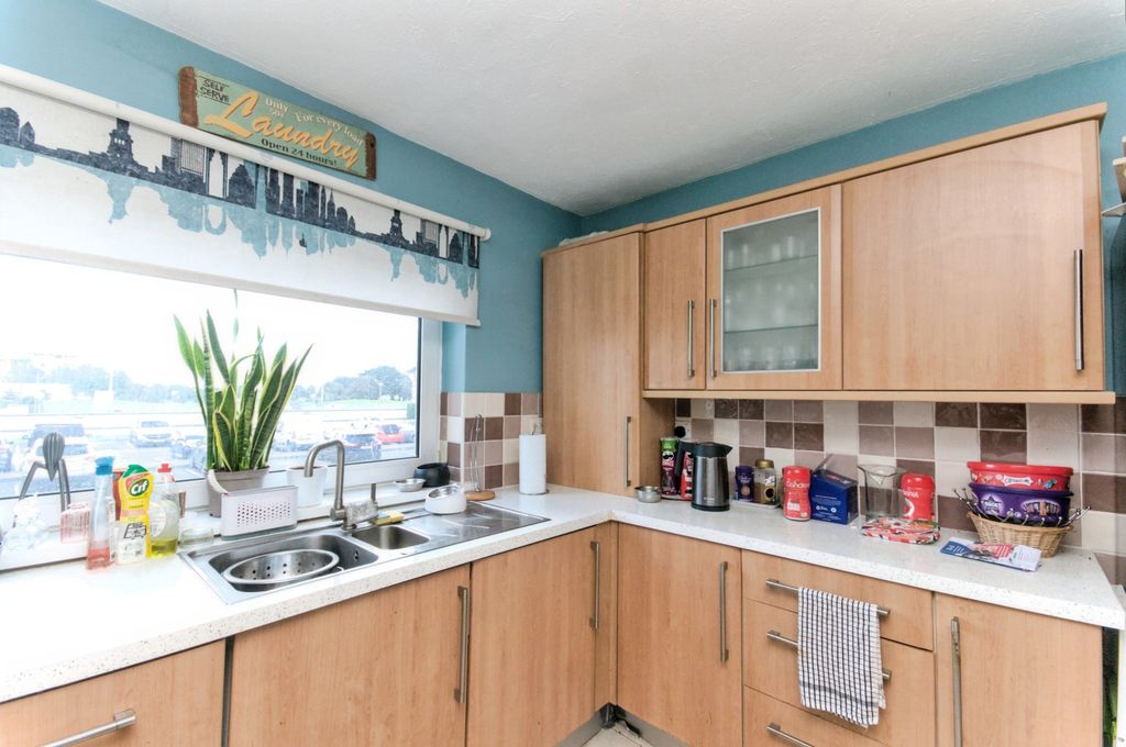 Additional image 14 of 2 bed flat for saleRoyal Parade, Eastbourne BN22