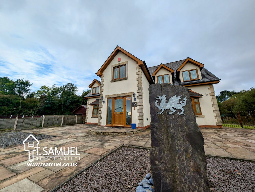 Property photo 2 of 43 Front