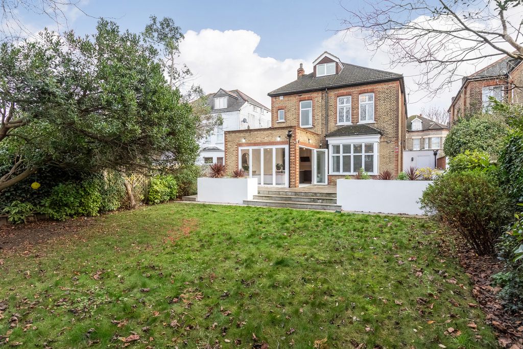 Property photo 3 of 50