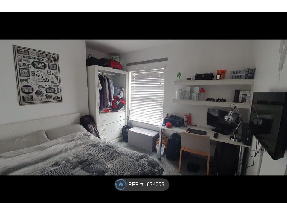 Property photo 2 of 9