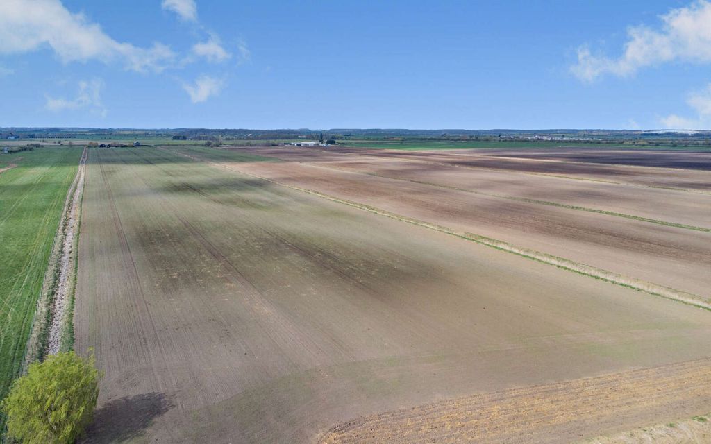 Property photo 2 of 4 Land