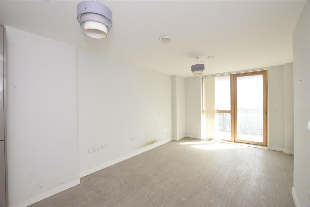 Property photo 3 of 12 Lounge Area.Jpg