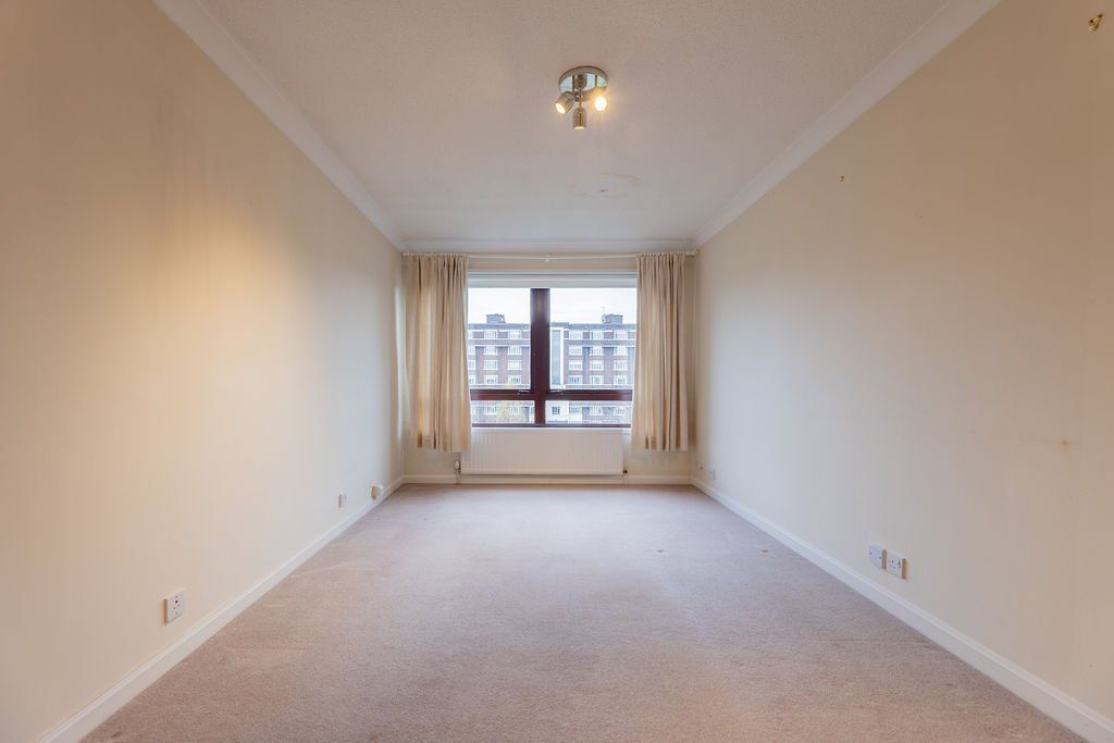 Property photo 3 of 18 Picture 3