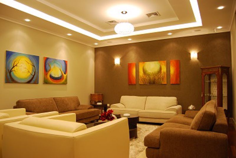 Property photo 3 of 18 Lounge
