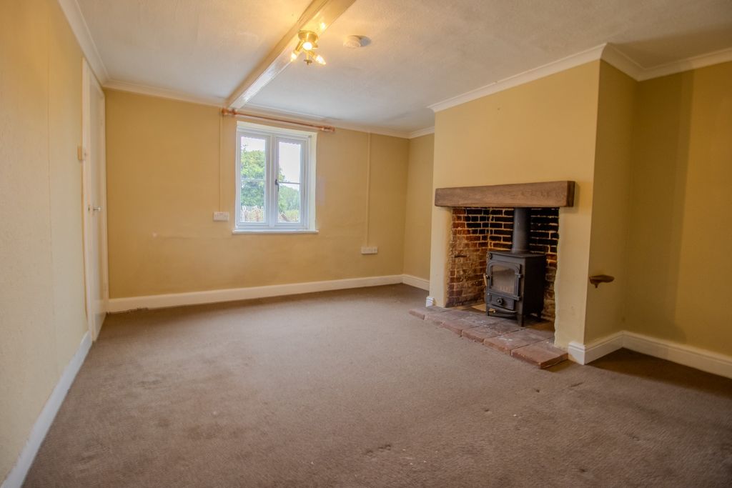 Property photo 2 of 17 4614231