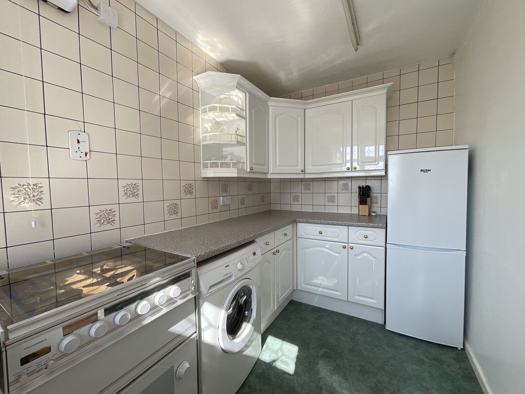 Property photo 2 of 15 Img_1049